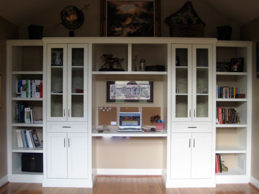 built-in home office in Louisville by Ryan Bruzan